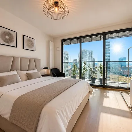 Prestige Eurovea Tower Sky Lounge Apartamento *